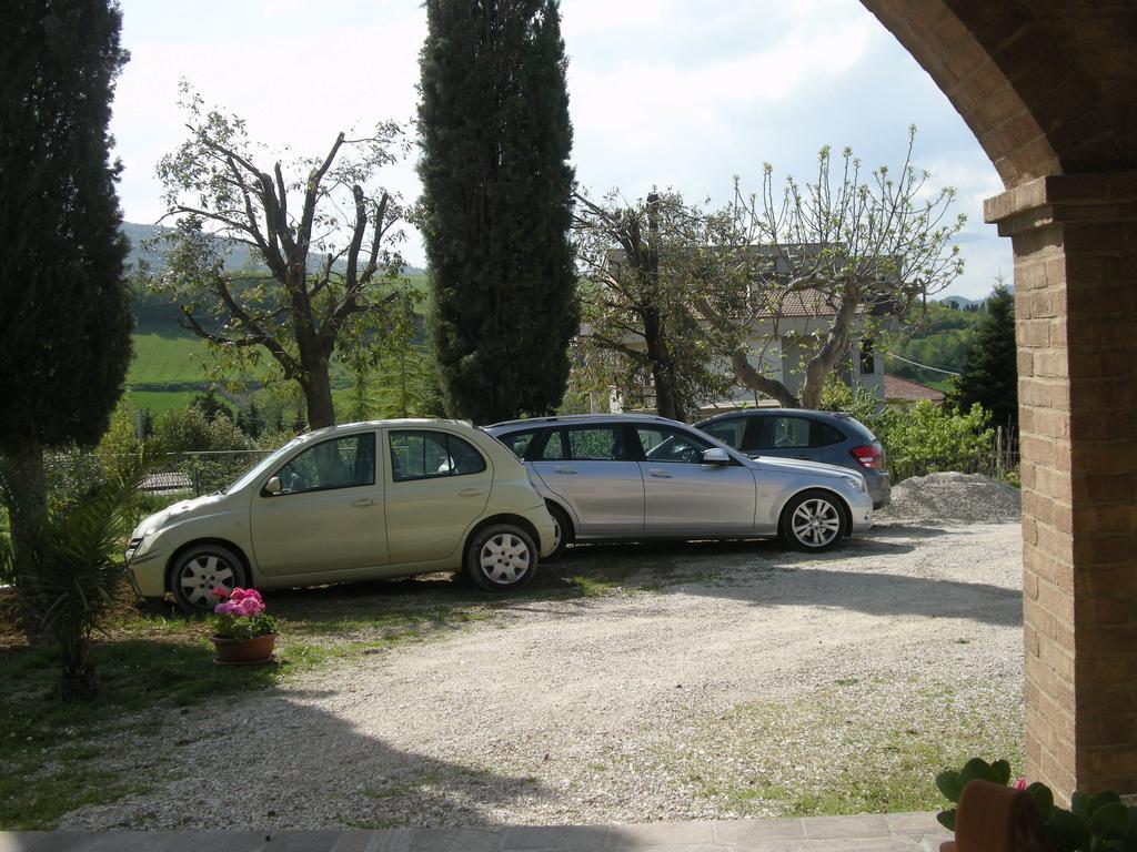 Bed And Breakfast San Martino Castignano Bagian luar foto